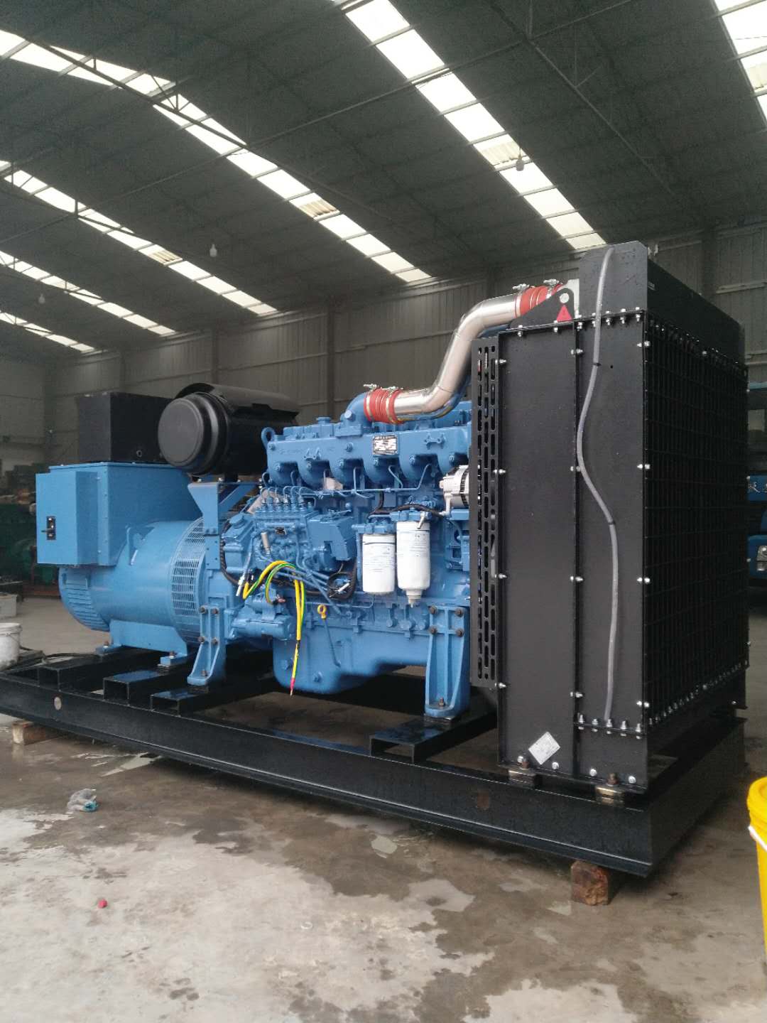 蘭(lán)州300kw柴油(you)發電機(jī)組