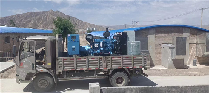 200kw濰柴電力(li)原裝機給(gei)永靖奶牛(niu)廠提供電(diàn)力保障！