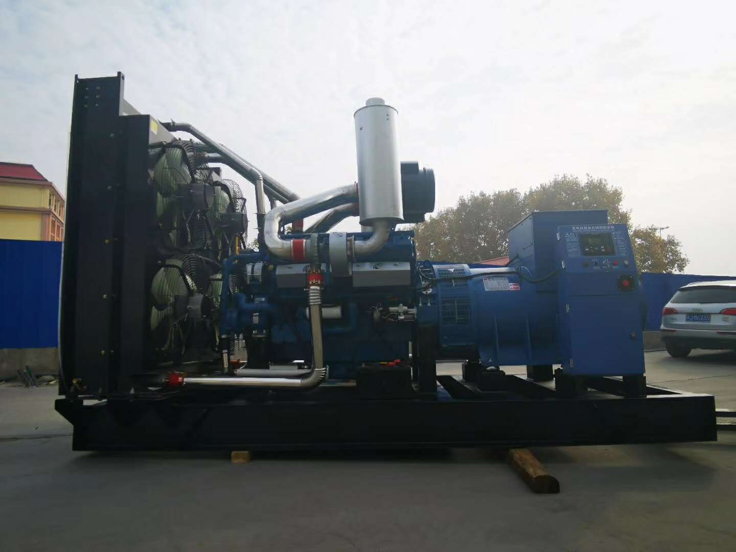 甘肅400kw柴油發(fā)電機組